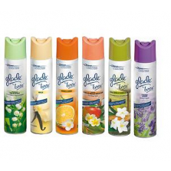 Odświeżacz powietrza BRISE Glade 300 ml, spray / drzewo sandałowe z Balii + jaśmin